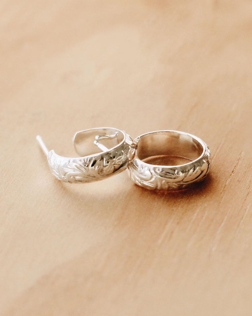 Floral Etched Hoop Earrings 14K Gold Filled, Botanical Hoops, Everyday Gold Earrings, Gift for Her