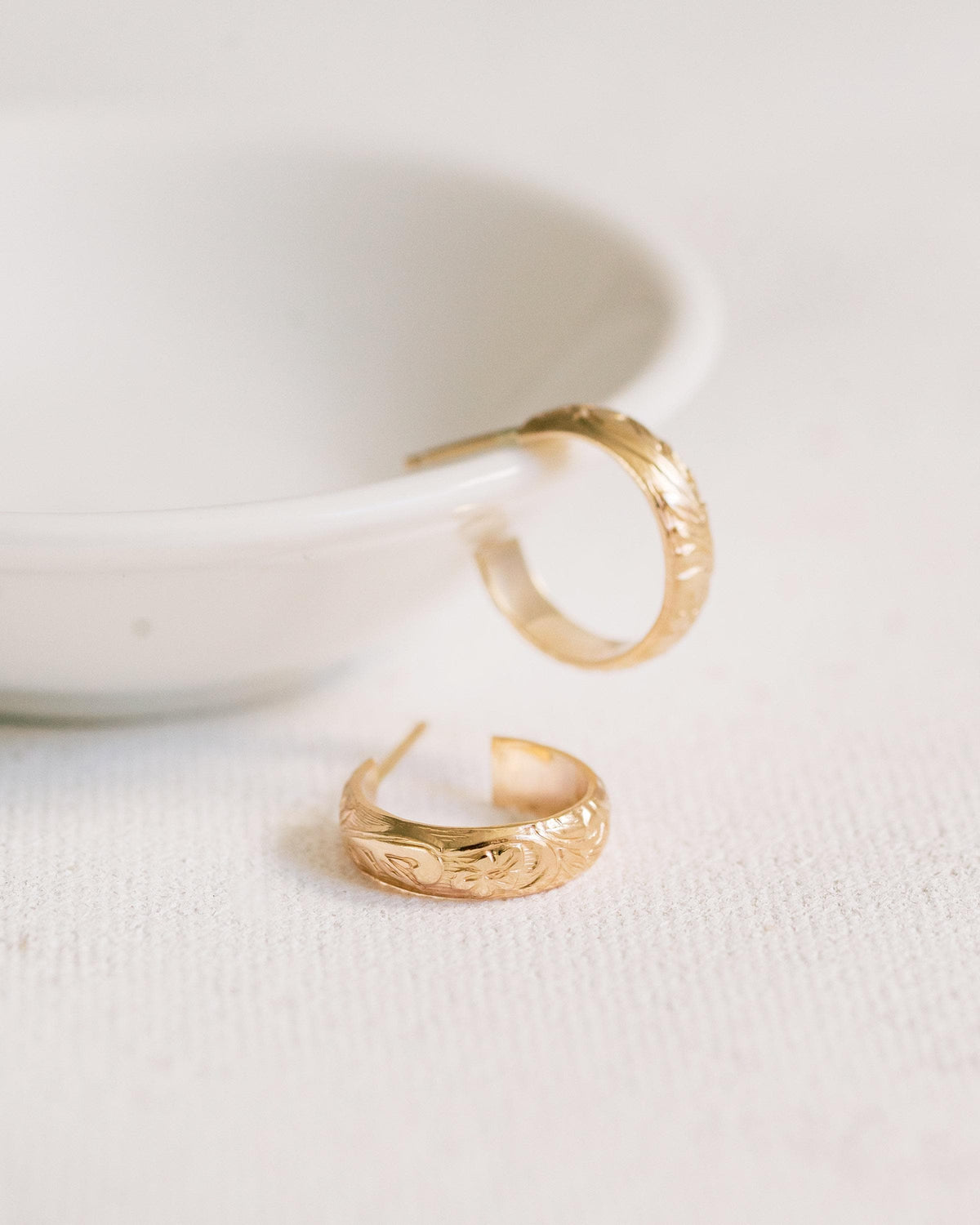 Floral Etched Hoop Earrings 14K Gold Filled, Botanical Hoops, Everyday Gold Earrings, Gift for Her